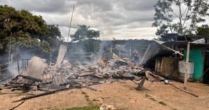 Ataque de disidencias en Remedios deja tres muertos, viviendas incineradas y una pareja secuestrada